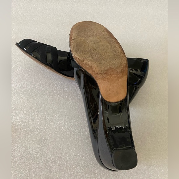 Stuart Weitzman Black Patent Leather peep toe  wedges size 8 - Picture 4 of 6